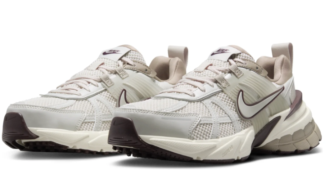 Women's Nike V2K Run – Light Greenish Brown / Khaki Earth / Light Bone