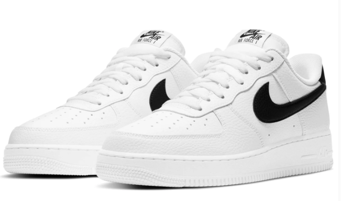 Nike Air Force 1 '07 Low-Top Sneakers